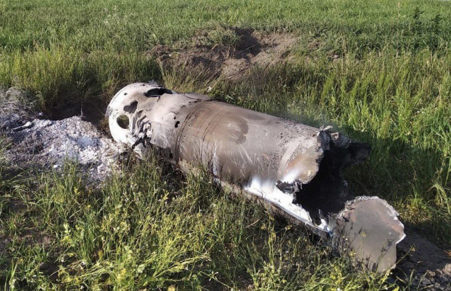 В Киевской области ПВО сбила ракету: остатки упали в одном из сел