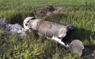В Киевской области ПВО сбила ракету: остатки упали в одном из сел