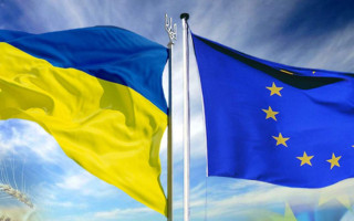 От Евросоюза не звучит никаких угроз отобрать у Украины статус кандидата, — представитель Украины при ЕС Всеволод Ченцов