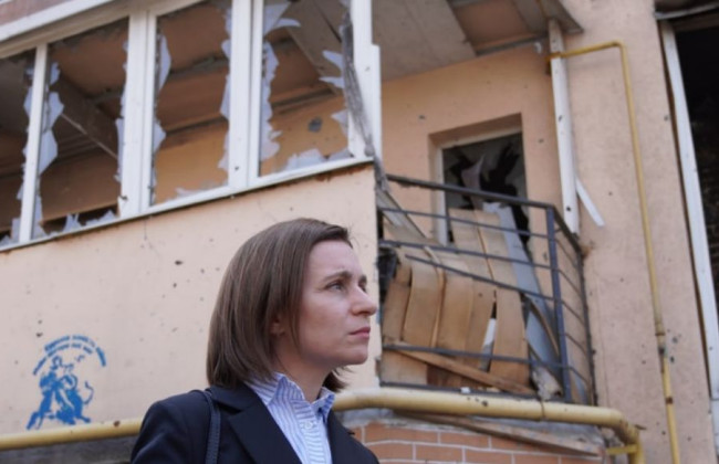 Президент Молдовы посетила Бородянку, Бучу и Ирпень: фото