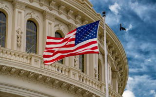 США закроют для компаний, поддерживающих РФ, доступ к американским технологиям