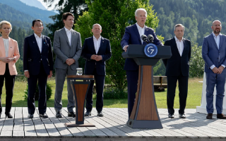 Лидеры G7 работают над ограничением цен на российский газ, — Bloomberg
