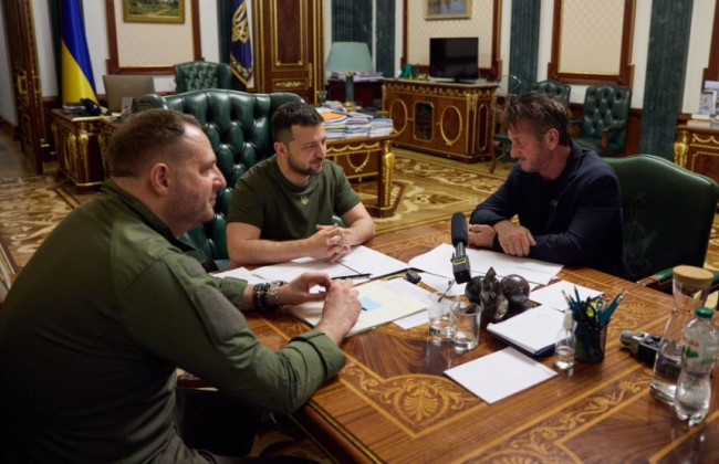 Володимир Зеленський зустрівся з американським кінорежисером Шоном Пенном, фото