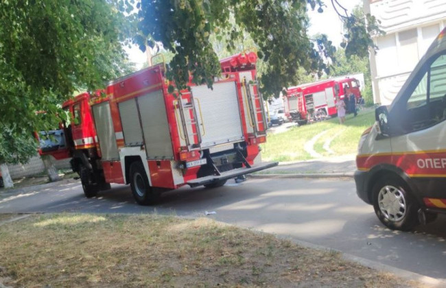 В Киеве вспыхнул пожар в многоэтажке