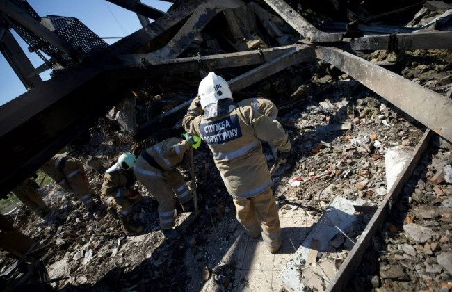 «Більшість тіл не є впізнаними, тому що дуже обгоріли» – Монастирський під час розбору завалів ТЦ в Кременчуку