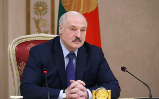 Для Беларуси «куда бы ни качнуло мир, стоит задача встроиться в эту новую модель», – Лукашенко