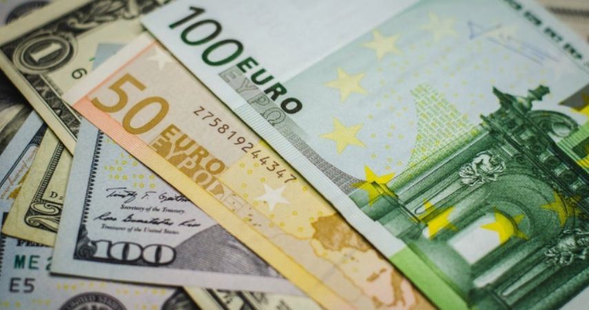 Курс долара та євро: як зростання зовнішньої допомоги Україні вплине на гривню