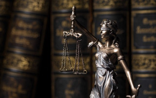 Чи може потерпілий відмовитися від обвинувачення на стадії виконання вироку — огляд практики ККС ВС