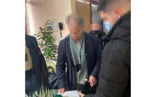 Спроба підкупу нардепа через його помічника за $100 000: судитимуть голову громадської організації