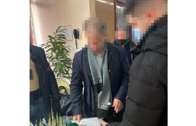 Спроба підкупу нардепа через його помічника за $100 000: судитимуть голову громадської організації