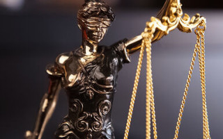 Визнання права на отримання компенсації за примусово вилучені акції: постанова КГС ВС