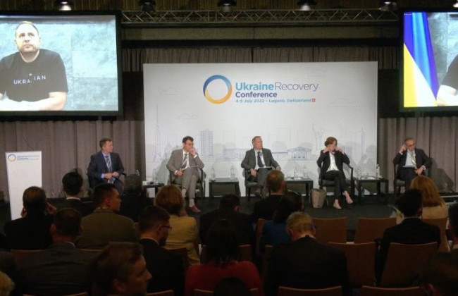 Сокращение количества местных судов втрое, отдельные конкурсы для «не судей», оценивание с помощью ИИ: что презентовал в Швейцарии Нацсовет по восстановлению Украины