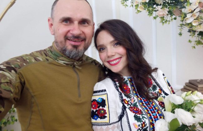 Олег Сенцов одружився вдруге: фото з обраницею