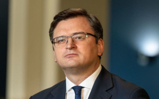 Кулеба призвал другие страны ограничить морские перевозки из России