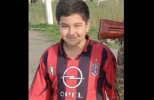 В Киеве разыскивают мальчика с родинкой на левом ухе, фото