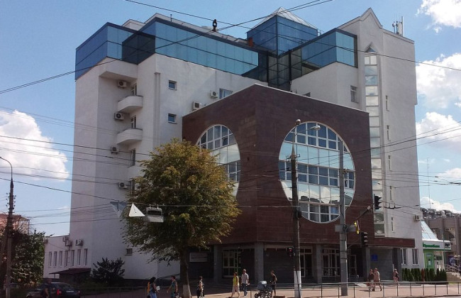 Господарський суд Вінницької області створює кадровий резерв на посаду помічника судді