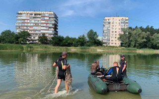 Тело нашли на следующий день: в Киевской области утонула женщина