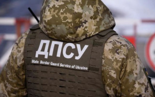 На Донеччині прикордонники виявили наркотики в банках з кабачковою ікрою, фото