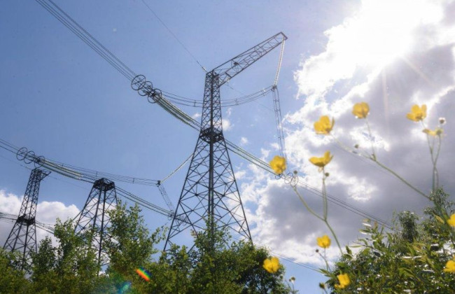 Продаж електроенергії виробниками за двосторонніми договорами: Рада врегулювала питання