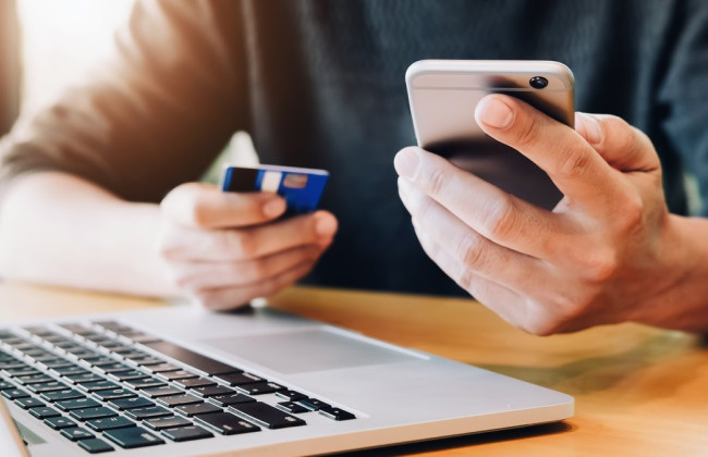 Шахраї розсилають інформацію про нібито виплати для українців від ЄС і НАТО, — ПриватБанк