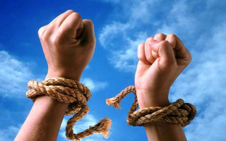 У Києві судитимуть злочинців, які утримували у трудовому рабстві 120 людей