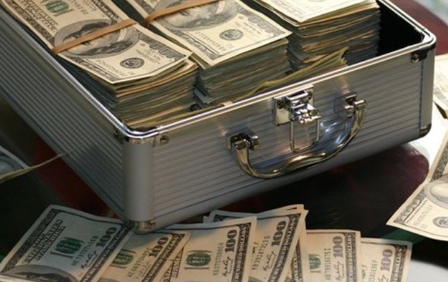 Україна отримає 1,7 млрд доларів гранту: куди підуть кошти