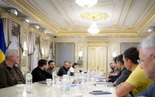 Володимир Зеленський провів нараду щодо будівництва доріг