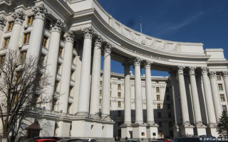 У МЗС висловили «глибоке розчарування» у зв’язку із рішенням Канади повернути до Німеччини відремонтовані турбіни Північного потоку-1