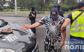 У Києві затримали наркоторговця з кокаїном на пів мільйона гривень