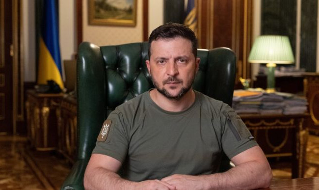 Зеленський відповів на петицію щодо обовʼязкового іспиту для отримання громадянства України