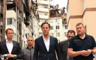 Премьер Нидерландов посетил Бородянку, Бучу и Ирпень, фото