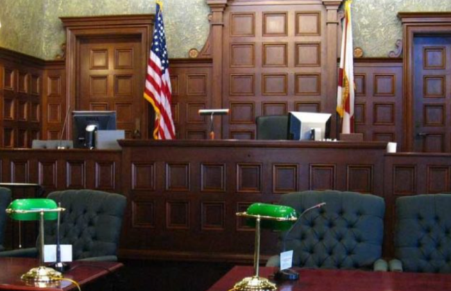 Активисты в сфере судебной реформы США требуют запретить судьям, собирающимся на пенсию, выбирать преемников