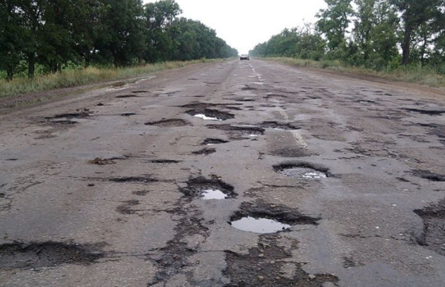 Мінінфраструктури пропонує штрафувати підрядників за «погані дороги»