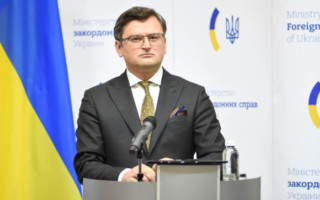 «Зерновой коридор»: Кулеба заявил, что Украина находится в двух шагах от соглашения с РФ