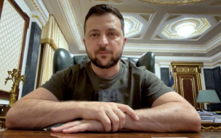 Зеленский ответил на петицию по запрету очного обучения во время военного положения