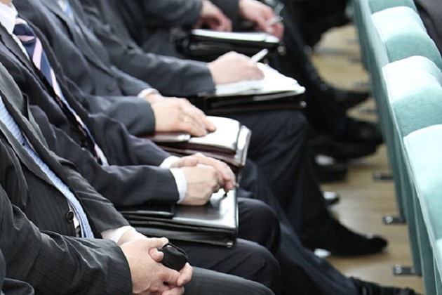 З 16 липня посадовців почнуть штрафувати за використання недержавної мови