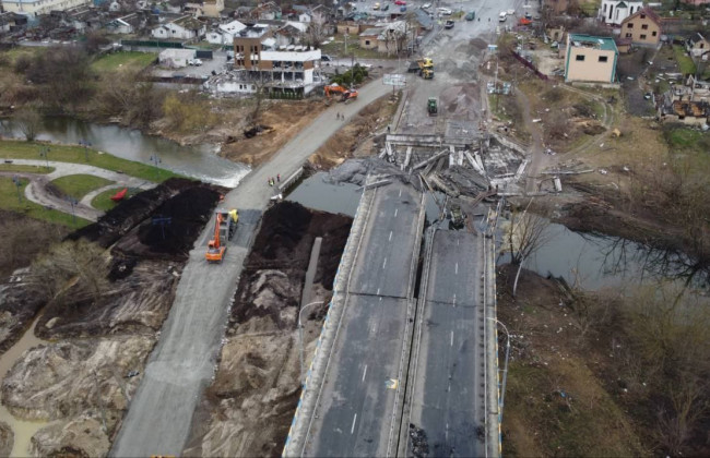 Міст через річку Ірпінь в Романівці будуватимуть цілодобово