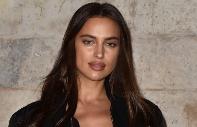 Ирина Шейк попала в скандал из-за подписи с запрещенной российской символикой в Instagram