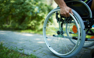 Яку соціальну допомогу можуть отримати люди з інвалідністю під час війни