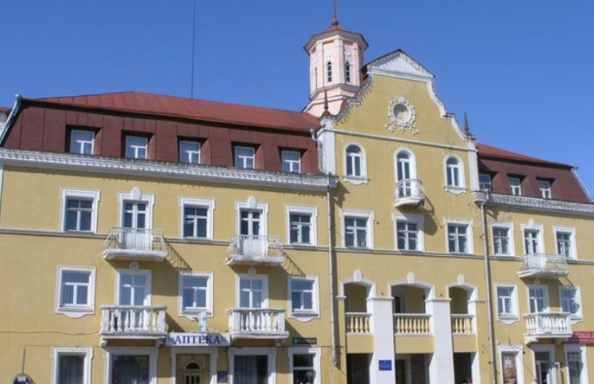 Господарський суд Чернігівської області повідомив про припинення відправлення поштової кореспонденції