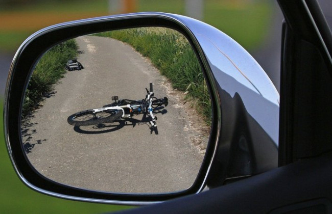 Суд визнав винним 53-річного водія у порушенні ПДР, через що мало не загинув велосипедист