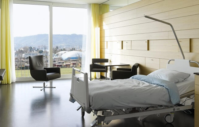 Швейцария отклонила запрос НАТО на лечение раненых украинских военных