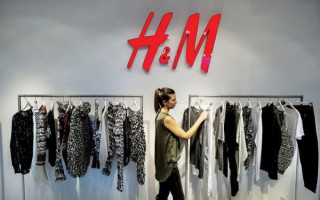 Ритейлер одягу H&M повністю припиняє бізнес у РФ