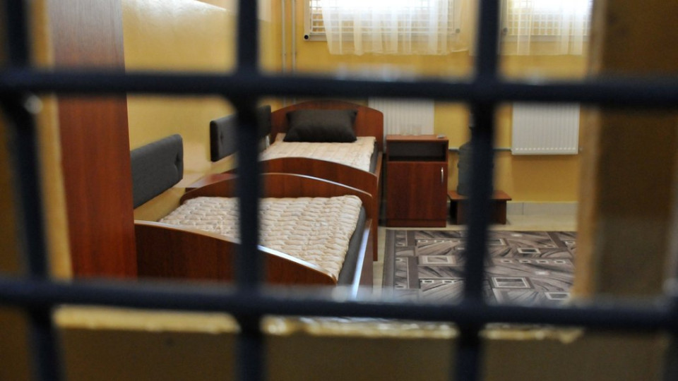 Введение принудительного кормления к заключенным: Рада приняла законопроекты