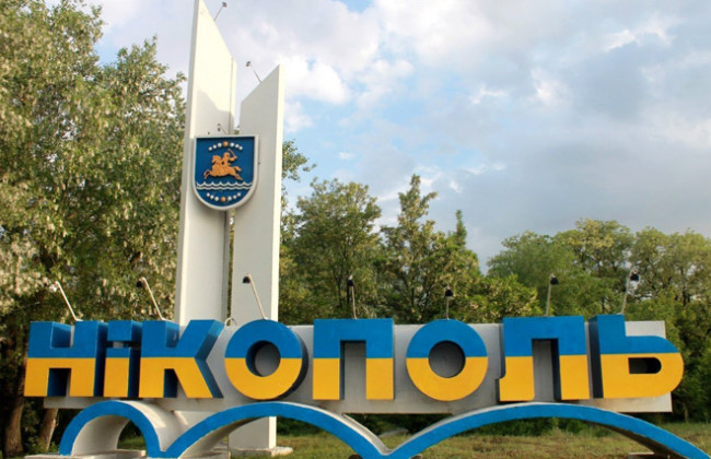 Війська РФ випустили по Нікополю близько 40 реактивних снарядів: є руйнування