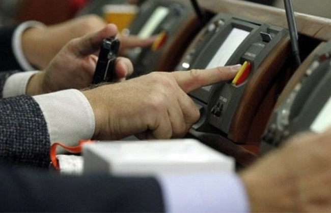 Глава ВР подтвердил, что депутаты снова рассмотрят законопроект о дистанционном голосовании