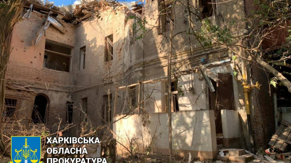 Вражеский снаряд попал в двухэтажный жилой дом: начато расследование обстрела Харькова