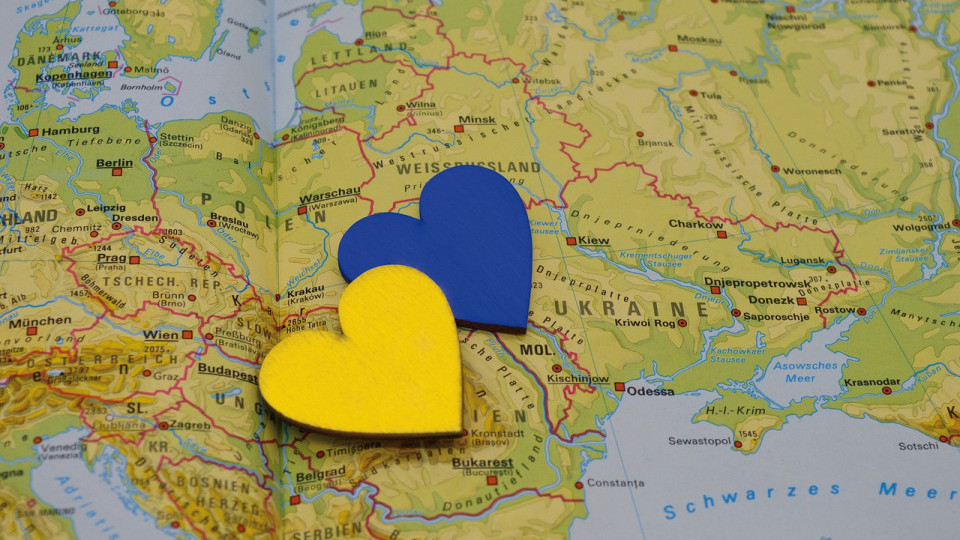 Чехия выдала украинцам почти 400 тысяч виз временной защиты: как получить документ