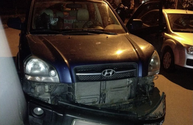 В Киеве патрульные на вызове о ДТП нашли под водительским сиденьем мужчины предмет, похожий на гранату