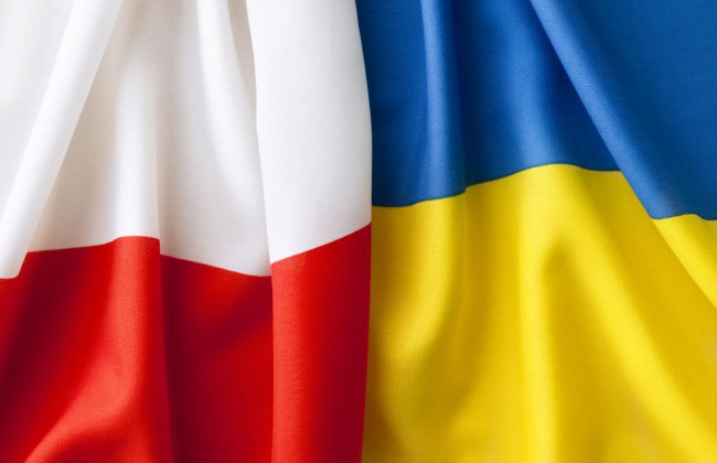 У Польщі офіційно рекомендували вживати «в Україні»: досі було «на Україні»
